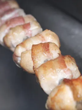 Pechuguitas en tocineta